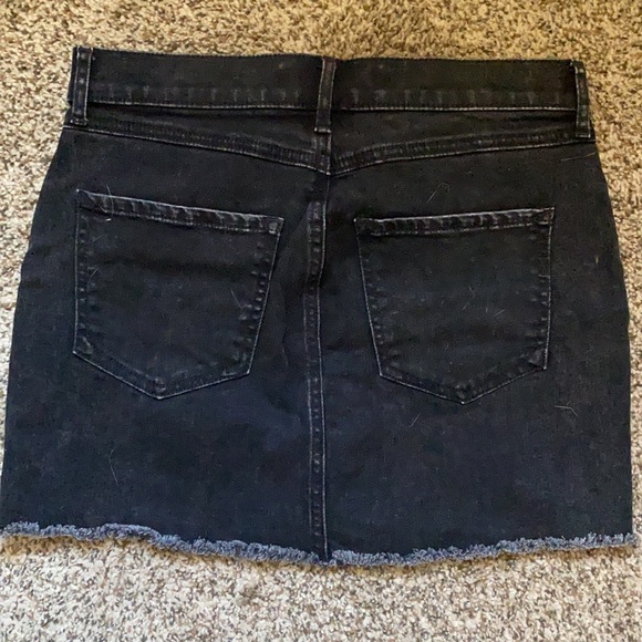 Mini skirt - Picture 2 of 3